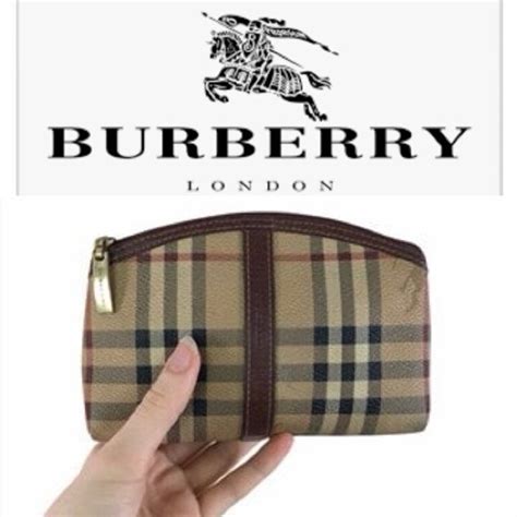 cosmetiquera burberry|burberry beauty products catalog.